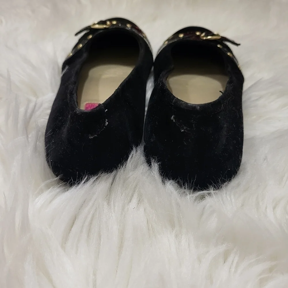 Racheal's Shoes (‎ Brand) Black Suede Studded GIirls Loafers Size 4